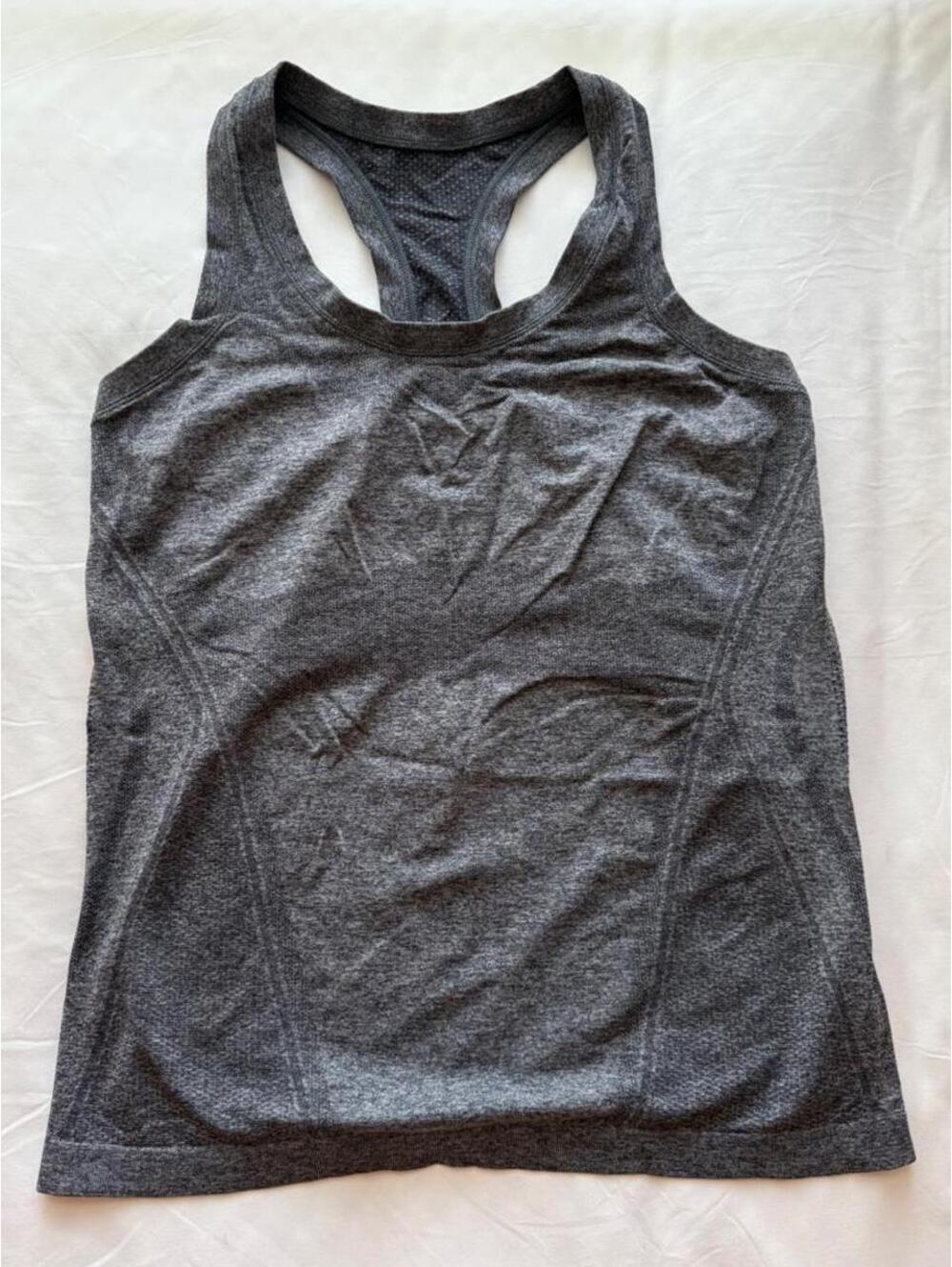 Brand: Lululemon